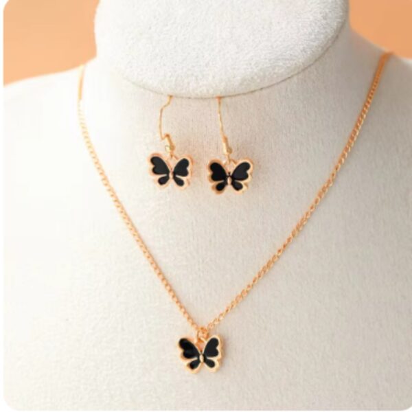 Conjunto de 3 Piezas para Mujer: Collar y Pendientes de Mariposa - Imagen 5